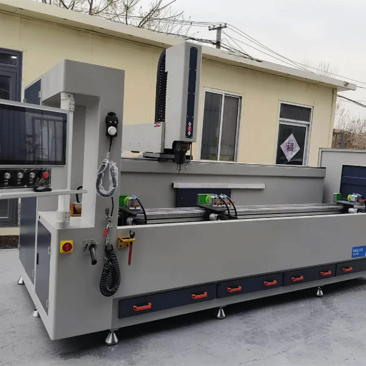 औद्योगिक एल्युमिनियमको लागि 1500mm CNC मिलिङ मेसिन