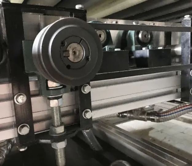 1600mm उच्च दक्षता पूर्ण स्वचालित तेर्सो इन्सुलेटेड ग्लास धुने र सुकाउने मेसिन