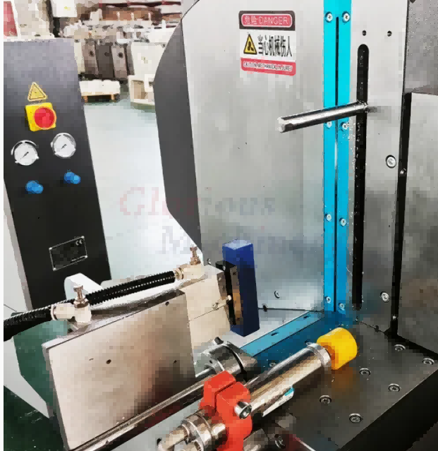 550 CNC अल्ट्रा प्रेसिजन इन्टरनल पिभोट सॉ (45°/90°)